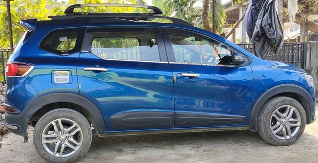Renault Triber RXZ BSVI Second-hand 2021 Renault Triber RXZ BSVI for sale in Tezpur-1
