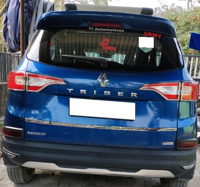 Renault Triber RXZ BSVI Second-hand 2021 Renault Triber RXZ BSVI for sale in Tezpur-2