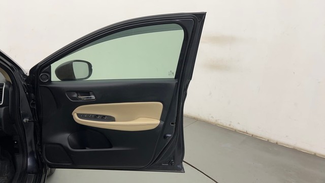 Second-hand 2022 Honda City ZX MT for sale in Mumbai-16