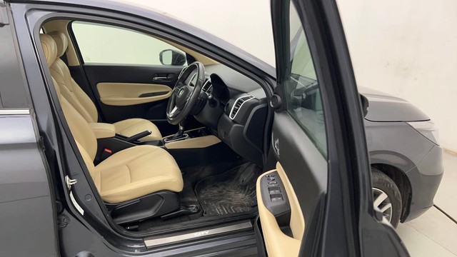 Second-hand 2022 Honda City ZX MT for sale in Mumbai-15