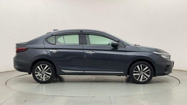 Second-hand 2022 Honda City ZX MT for sale in Mumbai-2