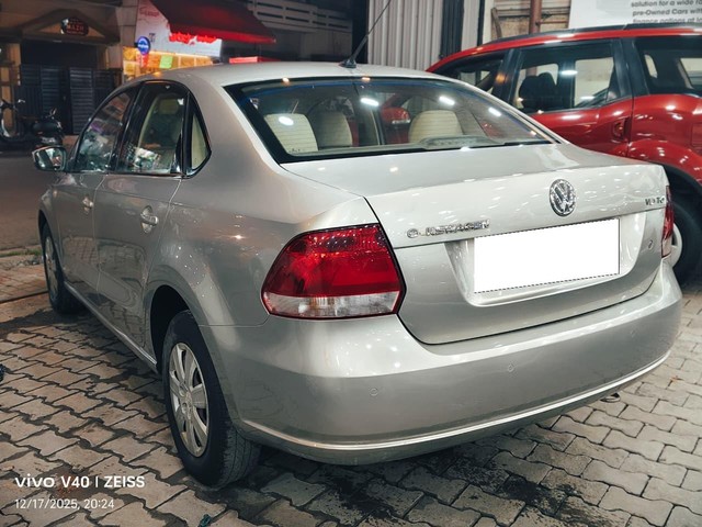 Second-hand 2013 Volkswagen Vento Petrol Comfortline for sale in Bangalore-10