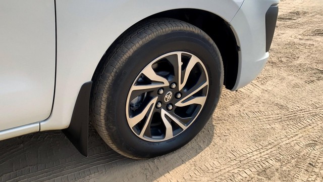 Second-hand 2021 Toyota Innova Crysta 2.4 VX 7 STR for sale in New Delhi-6