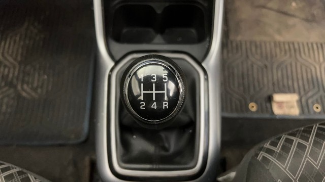 Second-hand 2022 Maruti Suzuki Ignis 1.2 Zeta BSIV for sale in Mumbai-12