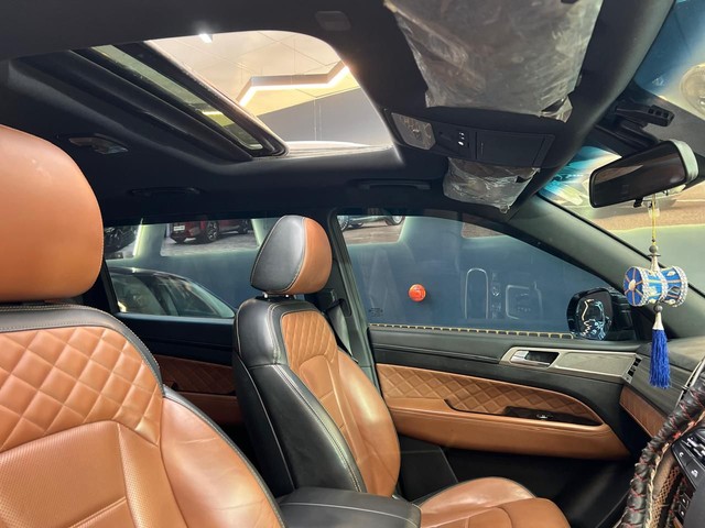 Second-hand 2019 Mahindra Alturas G4 4X4 AT BSIV for sale in Mumbai-11