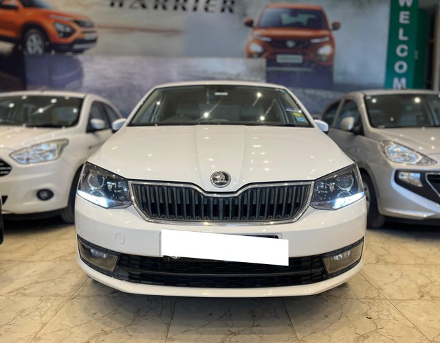 Second-hand 2018 Skoda Rapid 1.6 MPI Style BSIV for sale in Bangalore-12