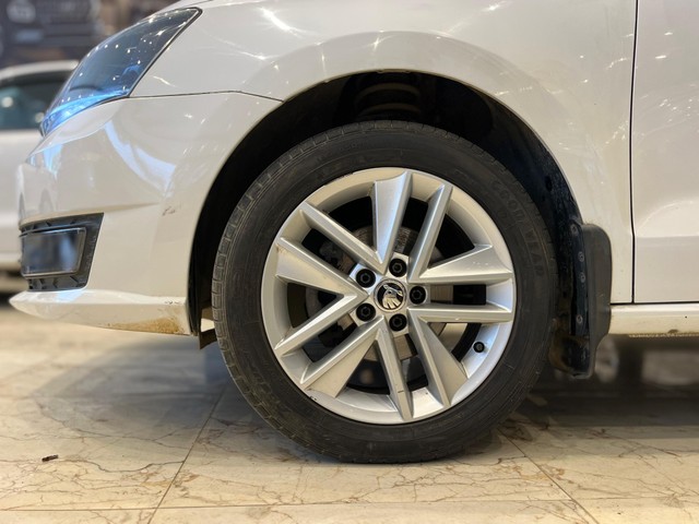 Second-hand 2018 Skoda Rapid 1.6 MPI Style BSIV for sale in Bangalore-5