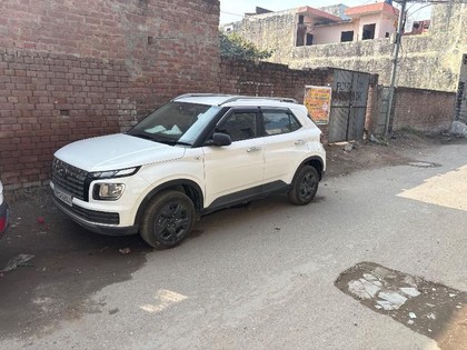 Second-hand 2025 Hyundai Venue E for sale in Jalandhar
