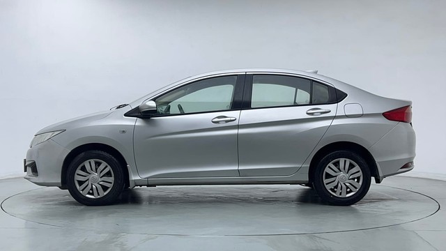 Second-hand 2016 Honda City SV MT for sale in Ghaziabad-6