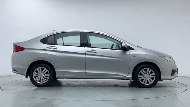 Second-hand 2016 Honda City SV MT for sale in Ghaziabad-2