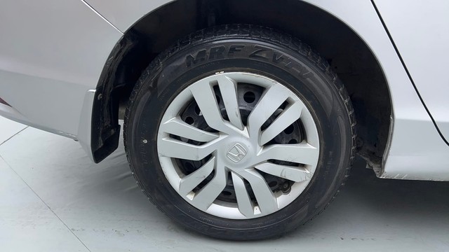 Second-hand 2016 Honda City SV MT for sale in Ghaziabad-18