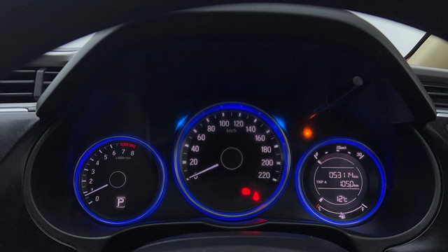 Second-hand 2016 Honda City SV MT for sale in Ghaziabad-13