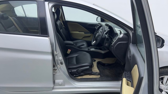 Second-hand 2016 Honda City SV MT for sale in Ghaziabad-15