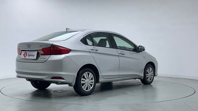 Second-hand 2016 Honda City SV MT for sale in Ghaziabad-3