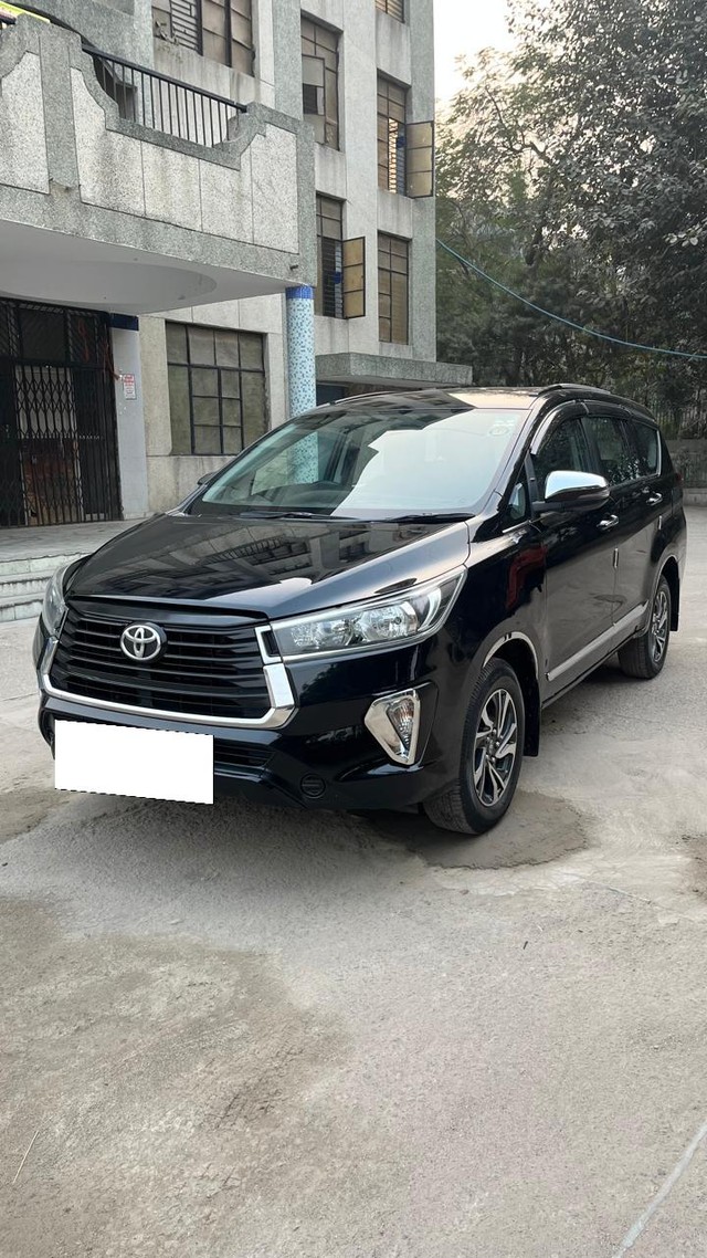 Second-hand 2022 Toyota Innova Crysta 2.4 G 7 STR for sale in New Delhi-10
