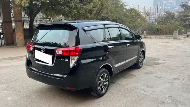 Second-hand 2022 Toyota Innova Crysta 2.4 G 7 STR for sale in New Delhi-9