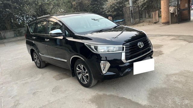 Second-hand 2022 Toyota Innova Crysta 2.4 G 7 STR for sale in New Delhi-14