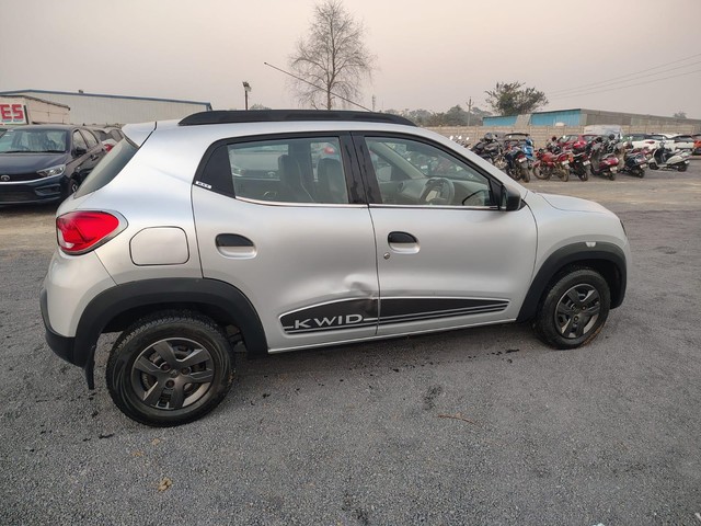 Second-hand 2018 Renault KWID 1.0 RXT for sale in Sambalpur-4