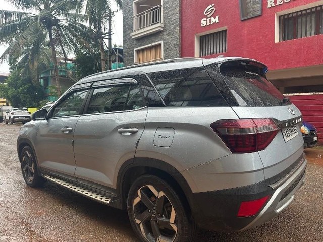 Second-hand 2022 Hyundai Alcazar 1.5 Signature (O) 7-Seater Diesel AT for sale in Uttara Kannada-5