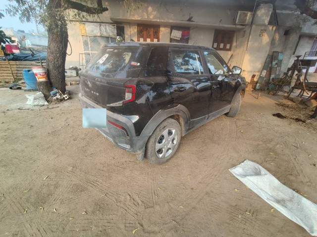 Second-hand 2024 Mahindra XUV 3XO MX3 for sale in Rajkot-3