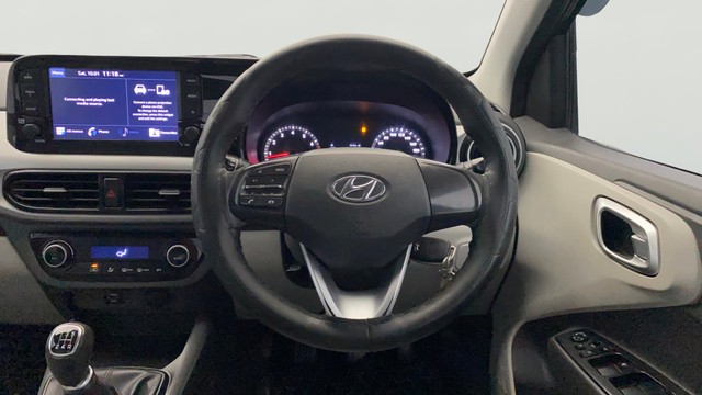 Second-hand 2022 Hyundai Grand i10 Nios Sportz CNG for sale in Lucknow-12