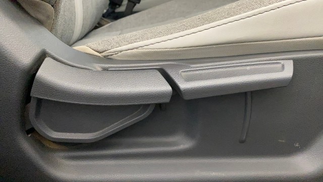 Second-hand 2022 Hyundai Grand i10 Nios Sportz CNG for sale in Lucknow-18