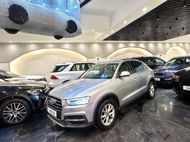 Second-hand 2017 Audi Q3 30 TFSI Premium FWD for sale in New Delhi-21