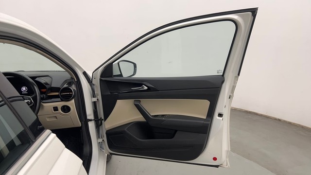 Second-hand 2022 Skoda Slavia 1.5 TSI Style DSG for sale in Chandigarh-16