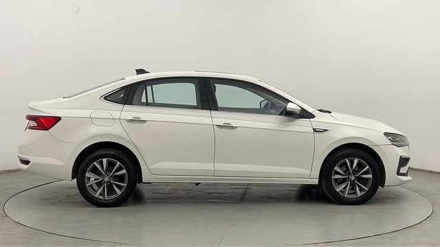 Second-hand 2022 Skoda Slavia 1.5 TSI Style DSG for sale in Chandigarh-2