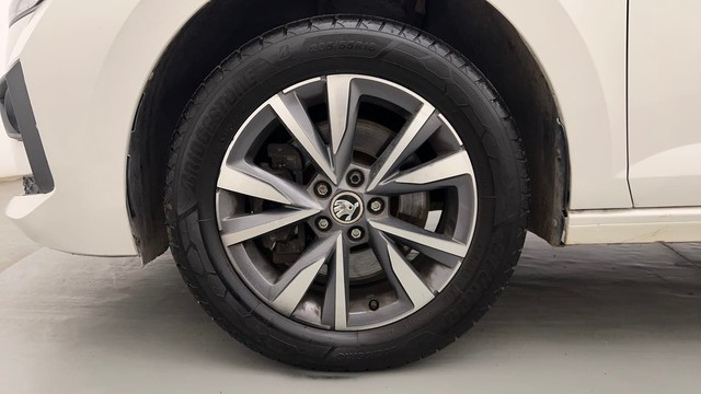 Second-hand 2022 Skoda Slavia 1.5 TSI Style DSG for sale in Chandigarh-20