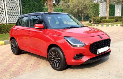 Second-hand 2024 Maruti Swift VXI for sale in New Delhi