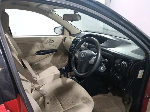 Second-hand 2019 Toyota Etios Liva 1.2 V Dual Tone for sale in Kochi-15