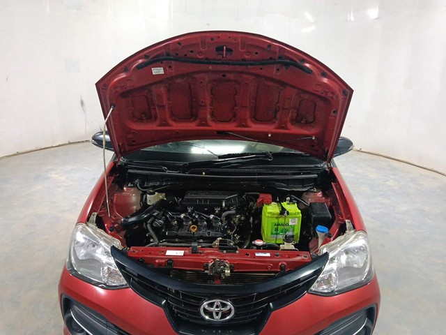 Second-hand 2019 Toyota Etios Liva 1.2 V Dual Tone for sale in Kochi-8