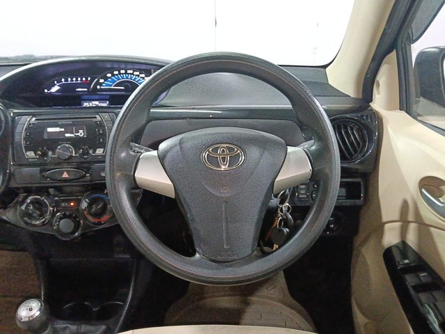 Second-hand 2019 Toyota Etios Liva 1.2 V Dual Tone for sale in Kochi-35