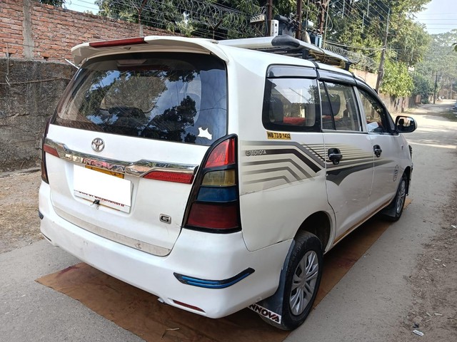 Second-hand 2014 Toyota Innova 2.5 G (Diesel) 7 Seater BS IV for sale in Darjeeling-8
