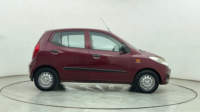 Second-hand 2015 Hyundai i10 Magna 1.1 for sale in Chennai-2