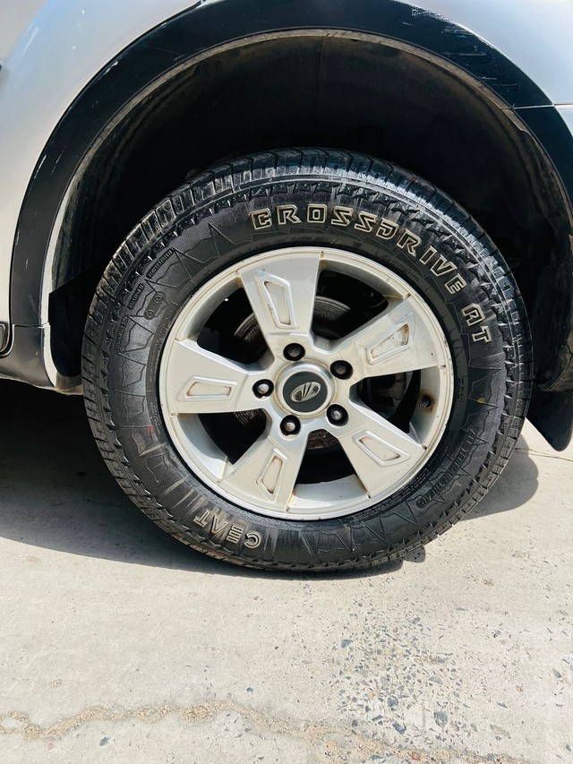 Second-hand 2014 Mahindra XUV500 W8 2WD for sale in Vadodara-7