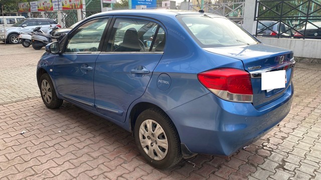 Honda Amaze S i-Vtech Second-hand 2013 Honda Amaze S i-Vtech for sale in Pune-2
