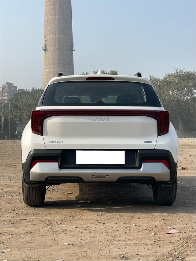 Second-hand 2024 Kia Sonet HTX Turbo iMT for sale in New Delhi-2