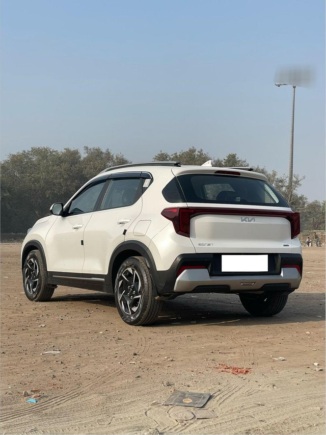 Second-hand 2024 Kia Sonet HTX Turbo iMT for sale in New Delhi-8