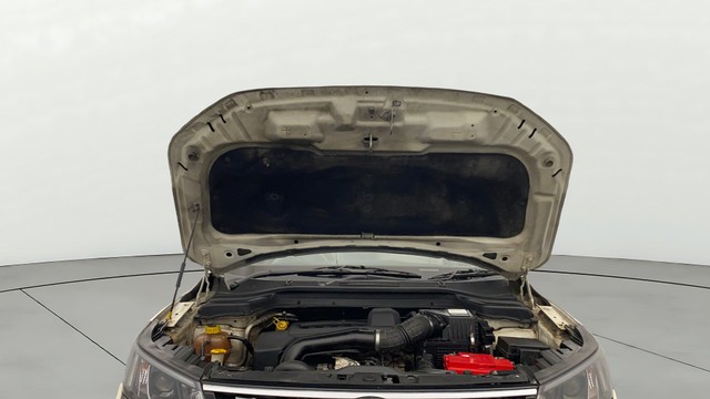 Mahindra XUV300 W8 AMT Diesel BSVI Second-hand 2021 Mahindra XUV300 W8 AMT Diesel BSVI for sale in Lucknow-9