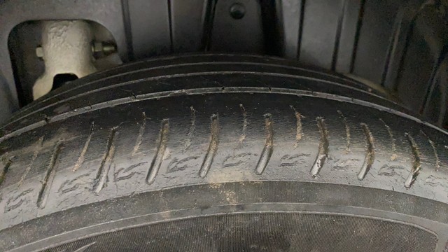 Mahindra XUV300 W8 AMT Diesel BSVI Second-hand 2021 Mahindra XUV300 W8 AMT Diesel BSVI for sale in Lucknow-32