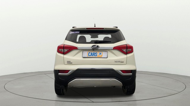 Mahindra XUV300 W8 AMT Diesel BSVI Second-hand 2021 Mahindra XUV300 W8 AMT Diesel BSVI for sale in Lucknow-3