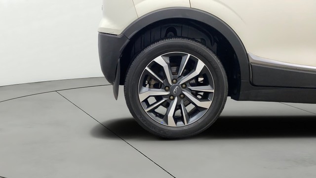 Mahindra XUV300 W8 AMT Diesel BSVI Second-hand 2021 Mahindra XUV300 W8 AMT Diesel BSVI for sale in Lucknow-25