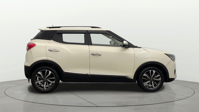 Mahindra XUV300 W8 AMT Diesel BSVI Second-hand 2021 Mahindra XUV300 W8 AMT Diesel BSVI for sale in Lucknow-1