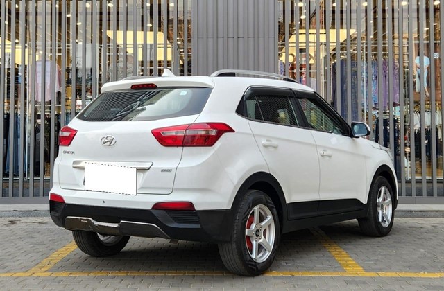 Second-hand 2015 Hyundai Creta 1.4 CRDi Base for sale in Surat-8
