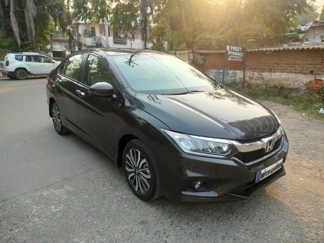 Second-hand 2018 Honda City i-VTEC VX for sale in Jabalpur-9