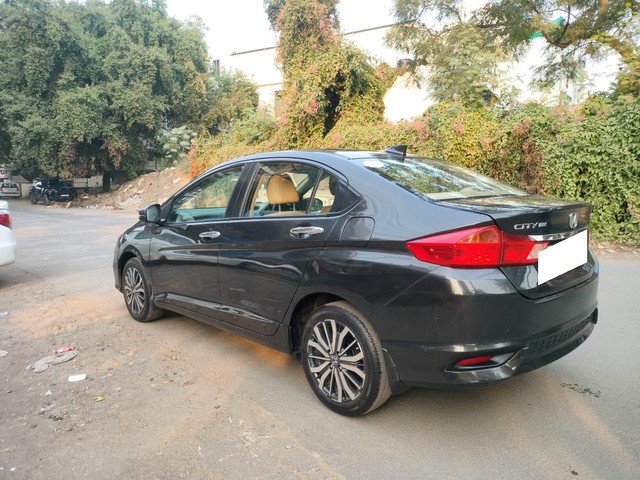 Second-hand 2018 Honda City i-VTEC VX for sale in Jabalpur-2