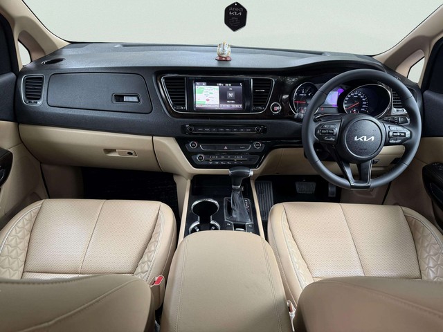 Kia Carnival Limousine Plus Second-hand 2023 Kia Carnival Limousine Plus for sale in Faridabad-10