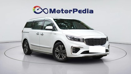 Second-hand 2023 Kia Carnival Limousine Plus for sale in Faridabad